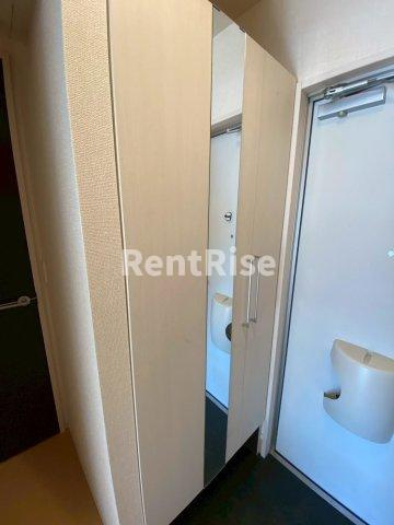 クレヴィアの玄関