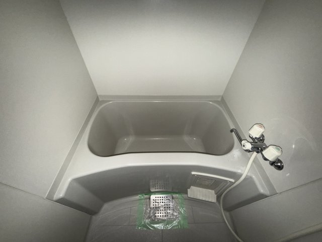 パーソナル飯田１２の浴室