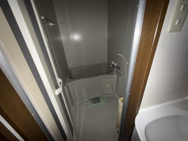 パーソナル飯田１２の浴室