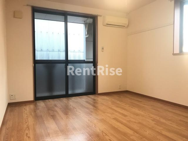 スマイリーハウス夢の洋室|洋室