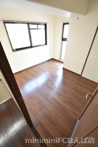 パレーシャル難波のその他