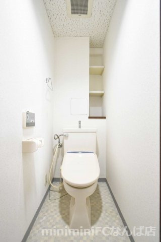 パレーシャル難波