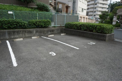 【駐車場】 | オークハイム千里 | 駐車場★
