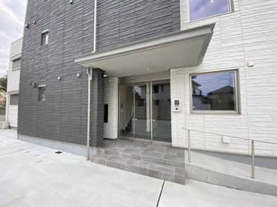 【エントランス】 | ヴィーブル【SHM】