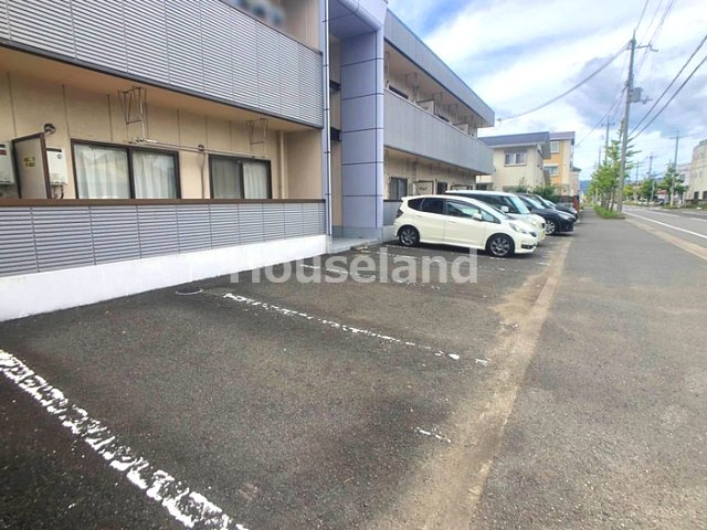 イーストハウスの駐車場|駐車場