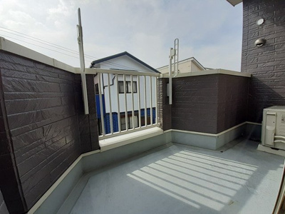 【バルコニー】 | ファミィーユⅠ