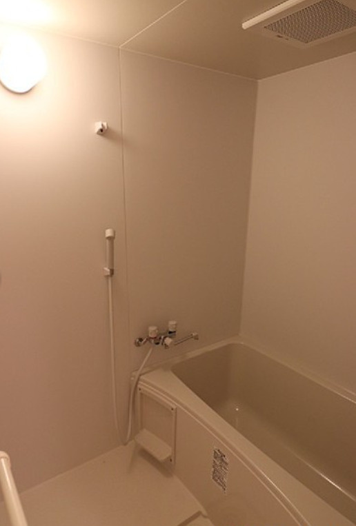 日吉壱番館の浴室|きれいなお風呂です