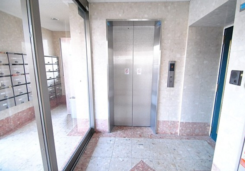 日吉壱番館のロビー|ロビーです