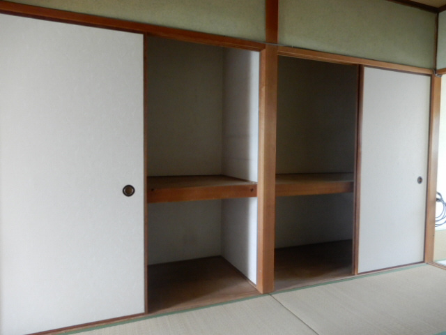塩屋グリーンハイツの収納