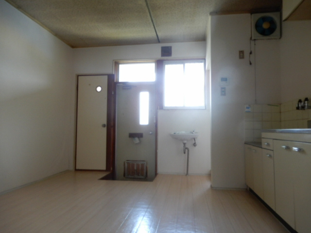 塩屋グリーンハイツの玄関