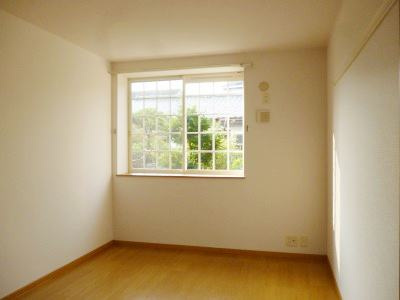 ファースト・ブリッサの寝室|居室・リビング