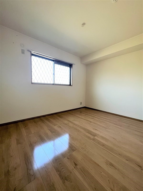 カーサ・セレーノの洋室