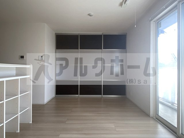 カーサデルソーレの居間・リビング