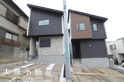 【外観】 | 海老名市大谷北2丁目　新築戸建て　全2棟　【仲介手数料無料】 | 建物完成しました！！内見可能です♪
