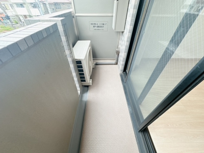 【バルコニー】 | ルーブル三軒茶屋伍番館