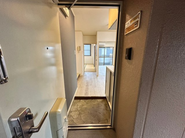 メゾンマサコ21の玄関