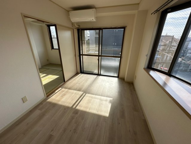 メゾンマサコ21の洋室