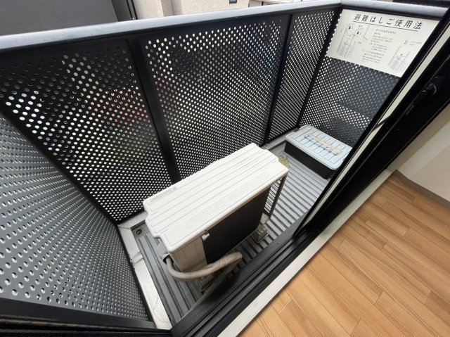 ヘスティア御影D棟のバルコニー