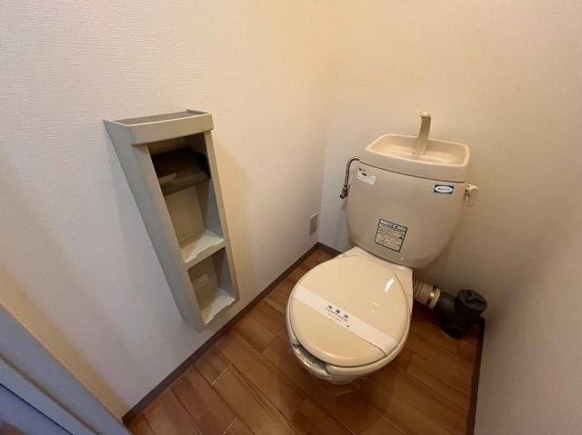 ヘスティア御影D棟のトイレ