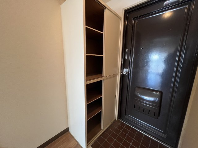 ミヤウラビル｜名古屋市の賃貸ならMy賃貸の玄関|ミヤウラビル