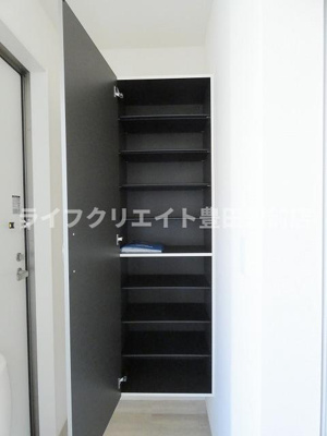 【玄関】 | フェルメゾン日野台