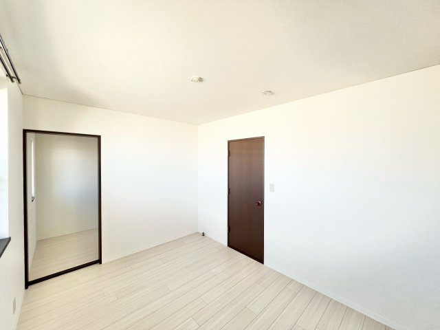 メゾン・ミキの寝室|ゆとりの広さです