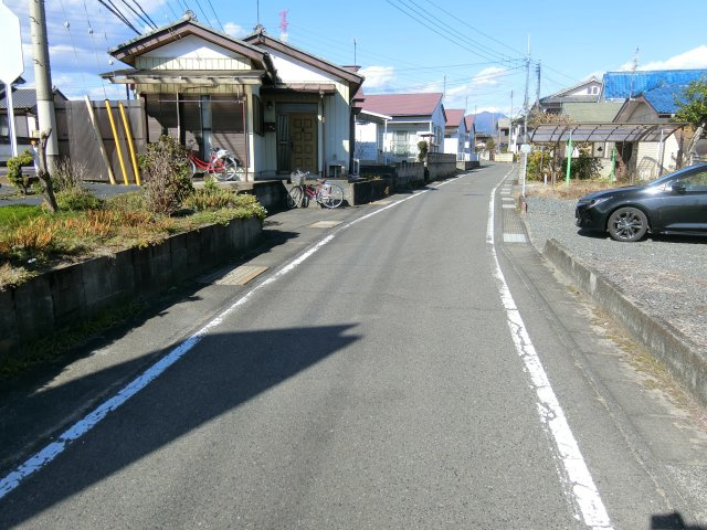 高崎市浜川町102坪　【売地】の前面道路含む現地写真|前面道路含む現地写真です