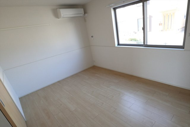 アジュール　Bの洋室