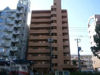 【外観】 | ライオンズマンション西霞町第2　「大学病院南門バス停」徒歩2分