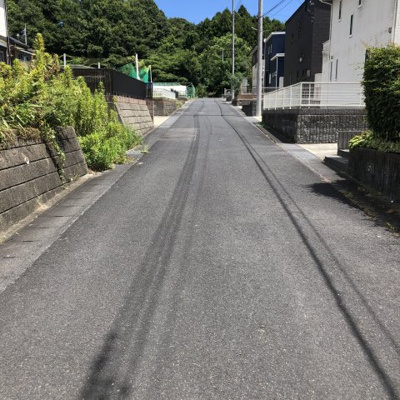 【前面道路含む現地写真】 | 佐竹南台ニュータウン　385-73