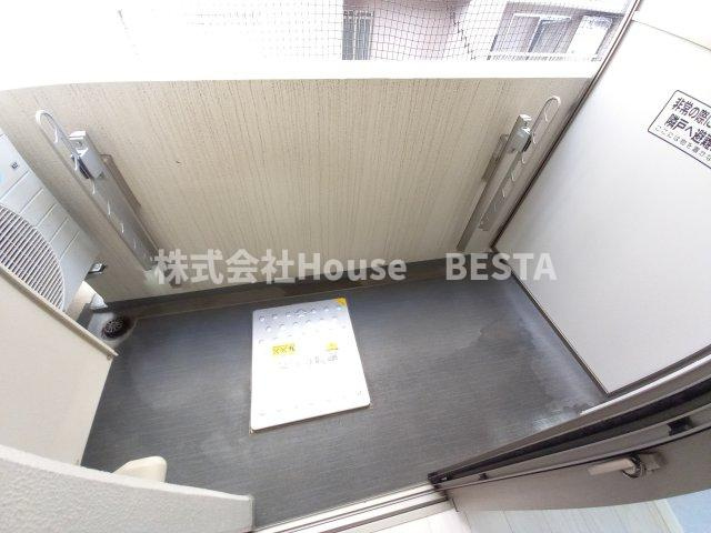 シャーメゾン神戸のバルコニー