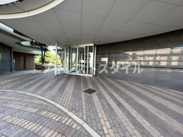 サンマークスだいにちブリーズコート（E棟）のエントランス