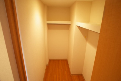 【その他】 | カーサフェリース | ウォークインクローゼット別角度