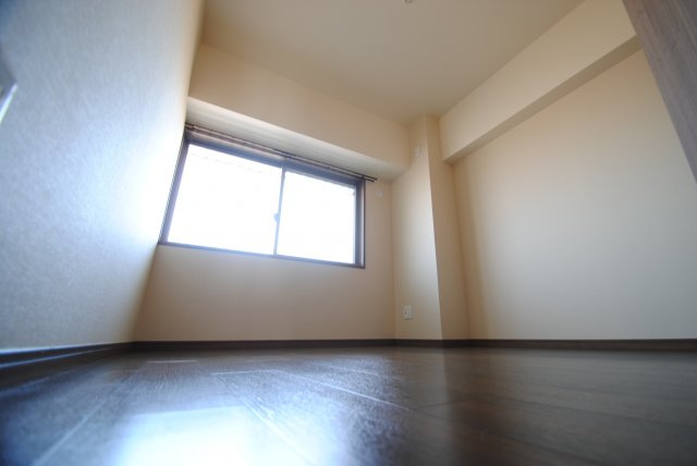 ＲｅＭＩＮＥ（リ・ミネ）の洋室