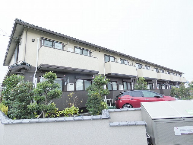 雅壱番館の外観
