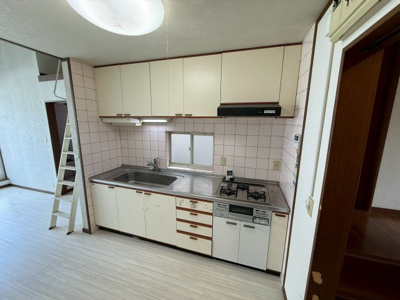【キッチン】 | 高鷲８丁目貸家