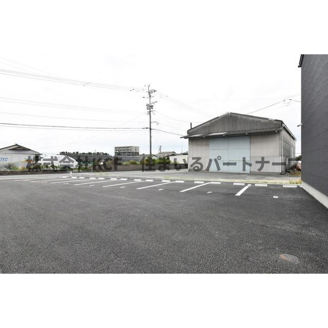 HOOKED HOUSE 一條の駐車場|駐車場があるので、車を買う予定の方も安心です