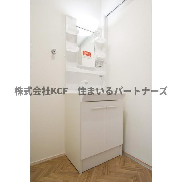 HOOKED HOUSE 一條の独立洗面台|使いやすい独立洗面台です