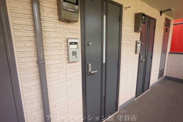 第二AMビルの玄関