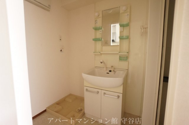第二AMビルの独立洗面台