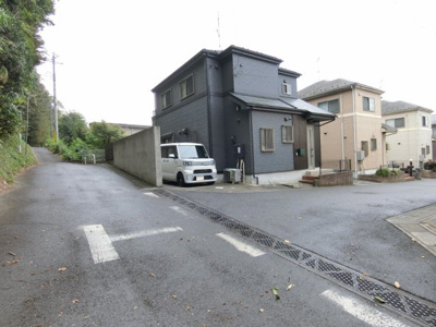 【前面道路含む現地写真】 | 松戸市下矢切戸建て
