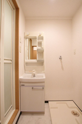 【洗面所】 | リファレンス天神 | 別号室の写真になります。現況優先。