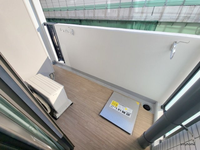 アプリーレ西本町　仲介手数料無料のバルコニー