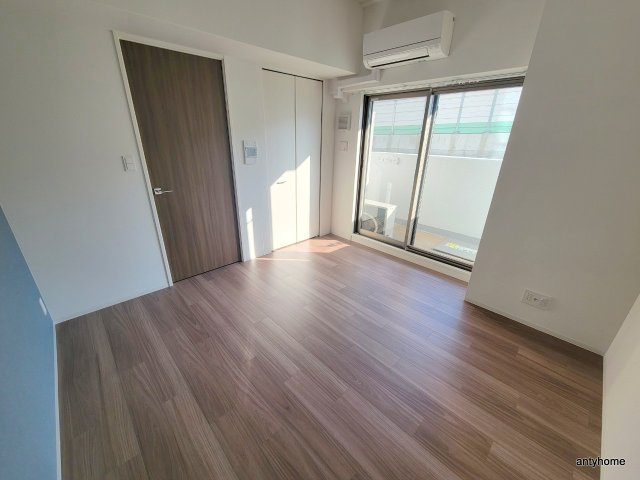 アプリーレ西本町　仲介手数料無料の洋室