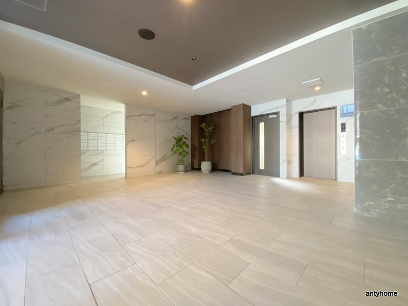 ワールドアイ都島高倉町　のロビー