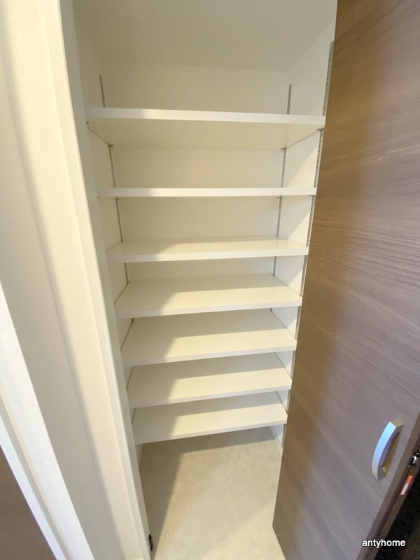 ワールドアイ都島高倉町　の収納