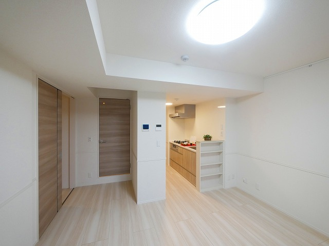 ラーゼン　ルーエの居間・リビング|こちらのリビングで趣味の時間をお楽しみください