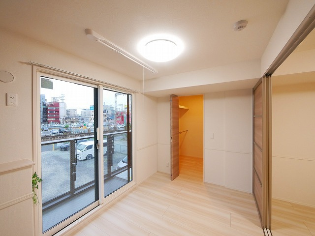 ラーゼン　ルーエの洋室|広々とした洋室です