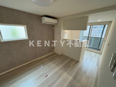 【居間・リビング】 | ベルリード西蒲田 | こちらの居間で趣味の時間をお楽しみください