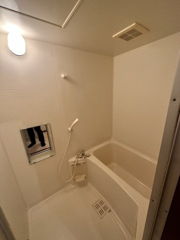 サンヒルズ江良Bの浴室|お風呂で日々の疲れを落としましょう